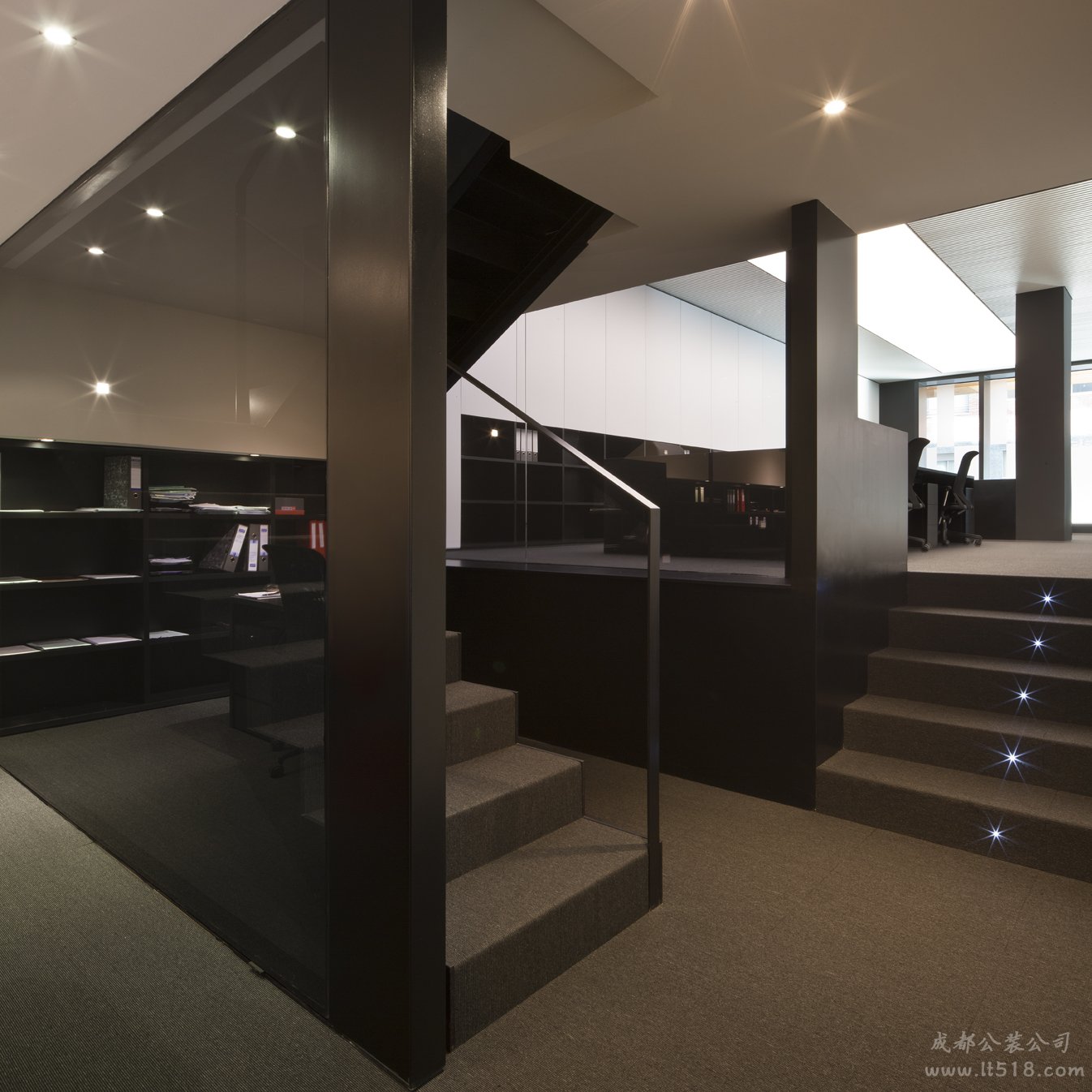 成都辦公室裝修哪家好？辦公室裝修應(yīng)該