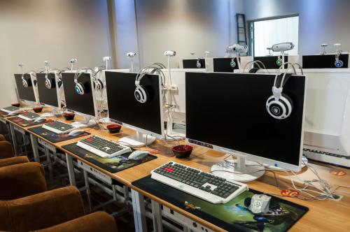 新開(kāi)網(wǎng)咖準(zhǔn)備裝修要注意什么？