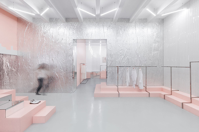 亮麗的服裝店裝修效果圖