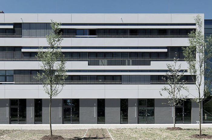 廠房內(nèi)辦公室裝修吊頂消防設(shè)施能遮擋嗎？